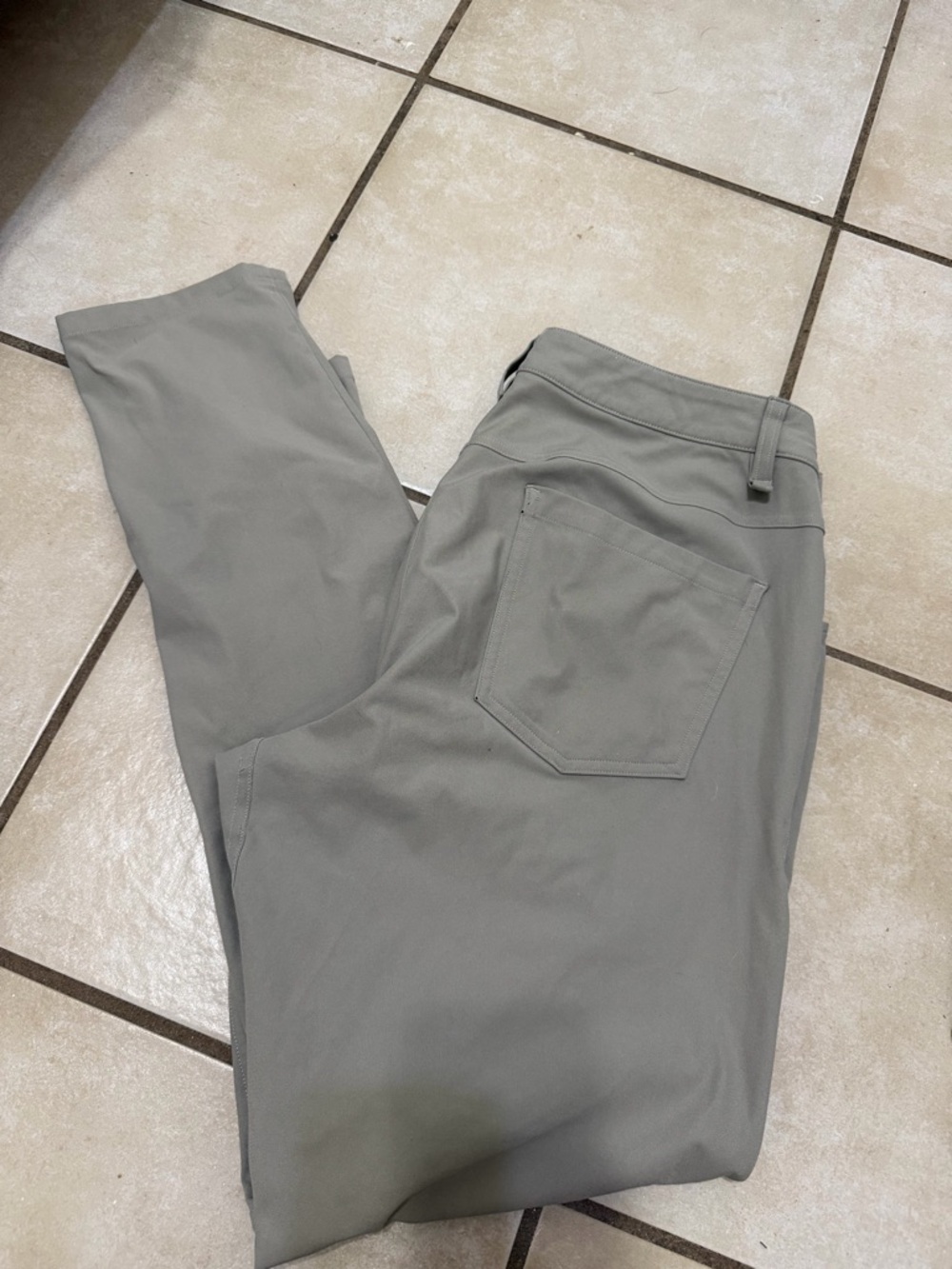 Lululemon ABC Pant Slim 30”